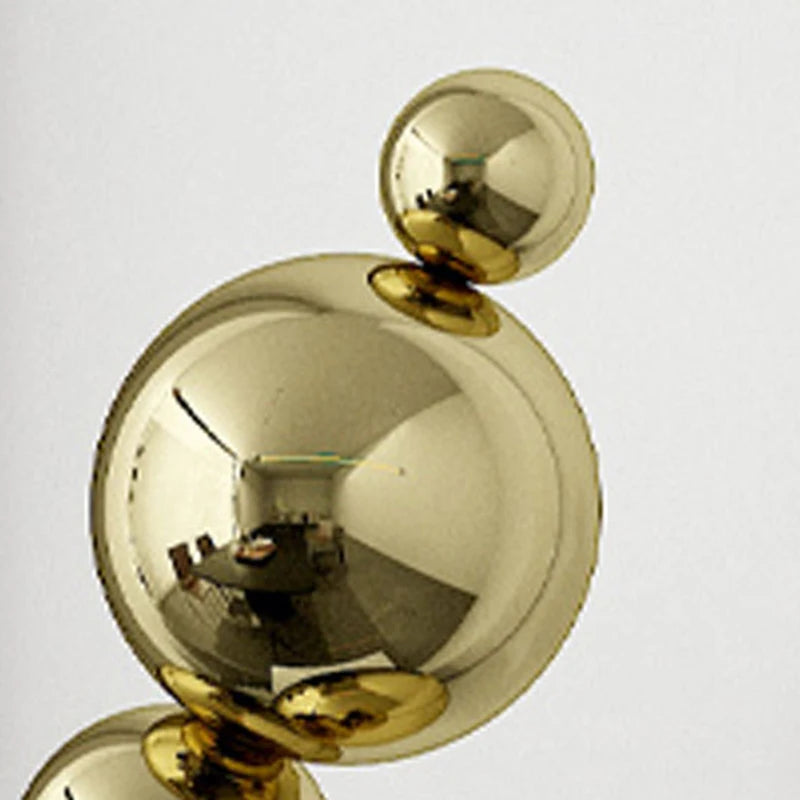 Modern Figurines Nordic Simple Creative Miniatures Elegant Aesthetic Design Figurine Luxury Household Metal Home Decoration