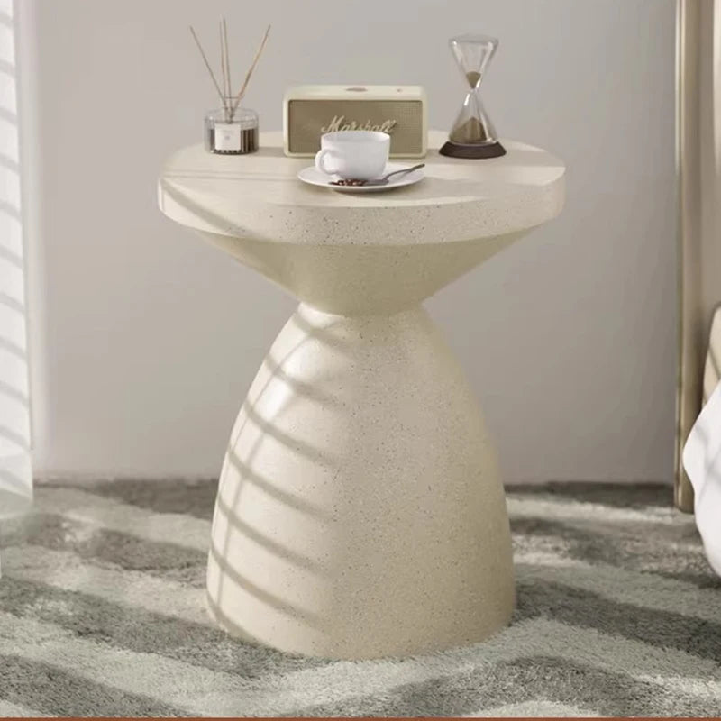 Simple Coffee Tables Creative Modern Round Table Aesthetic Design Mini Table Luxury Elegant Hall Furniture Household Living Room