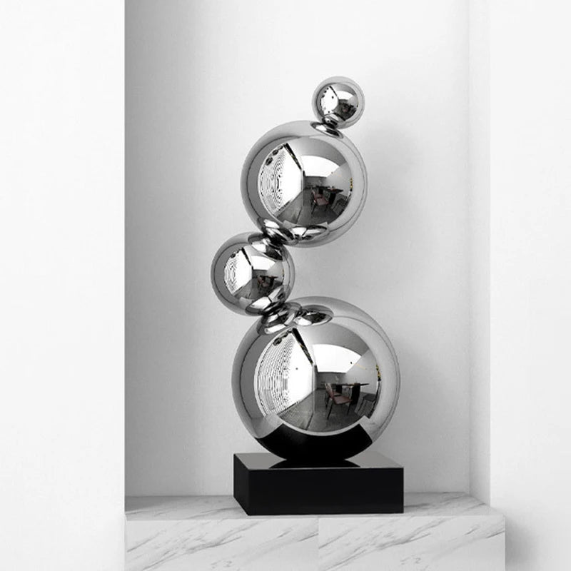 Modern Figurines Nordic Simple Creative Miniatures Elegant Aesthetic Design Figurine Luxury Household Metal Home Decoration