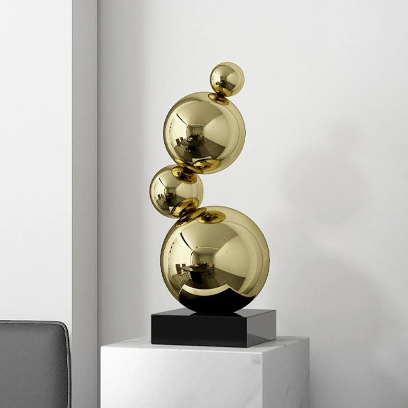 Modern Figurines Nordic Simple Creative Miniatures Elegant Aesthetic Design Figurine Luxury Household Metal Home Decoration